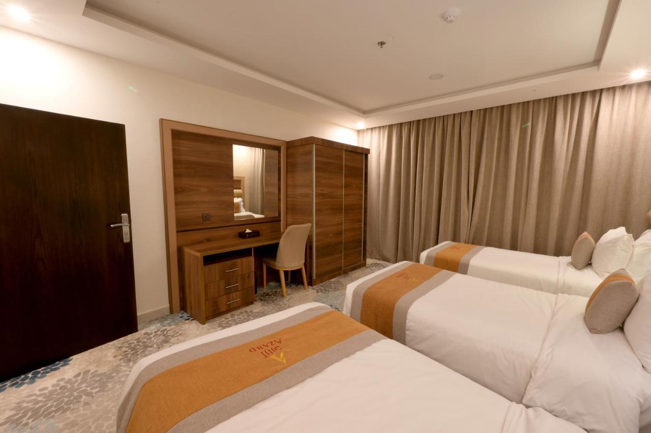 Azard Hotel *